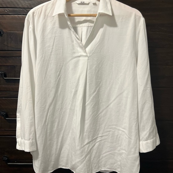 Women's White Blouse - Picture 2 of 5